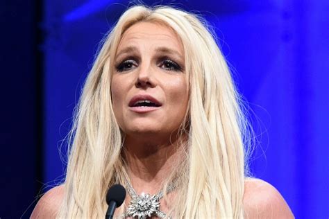 Britney Spears Asks Judge To Remove Dad As Sole Conservator