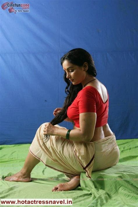 35 best images about super auntys on pinterest sexy saree and aunty in saree