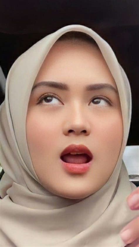 Pin Oleh Bacol Harian Di Pap Hijab Bacol Di 2023 Gaya Hijab Wajah