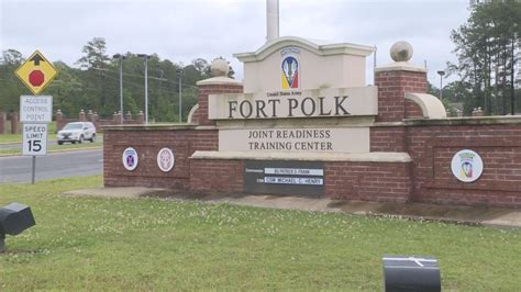 fort polk soldiers hospitalized  multi vehicle accident