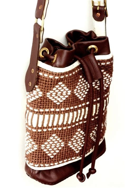 hand crafted mochila paisa traditional colombian woven