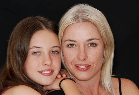 Review Of Mom And Daughter Lesbian Porn Pictures Altyazili Porno