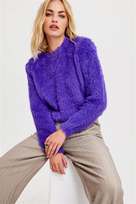 paarse fluffy trui loavies