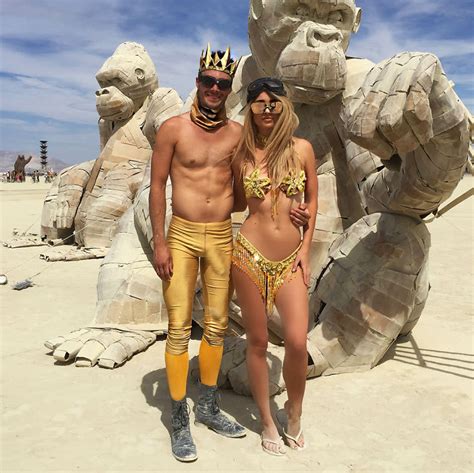50 Awesome Photos That Prove Burning Man 2017 Is The World