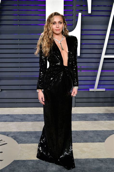 miley cyrus at vanity fair oscar party in beverly hills 02