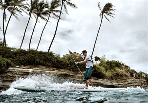 connor baxter shines in the molokai 2 oahu paddleboard race