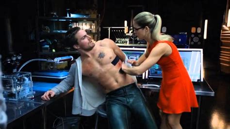 Arrow Oliver And Felicity Comes And Goes Youtube