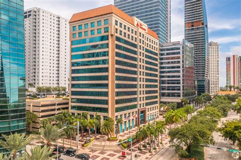 brickell ave miami fl  banco santander building loopnetcom