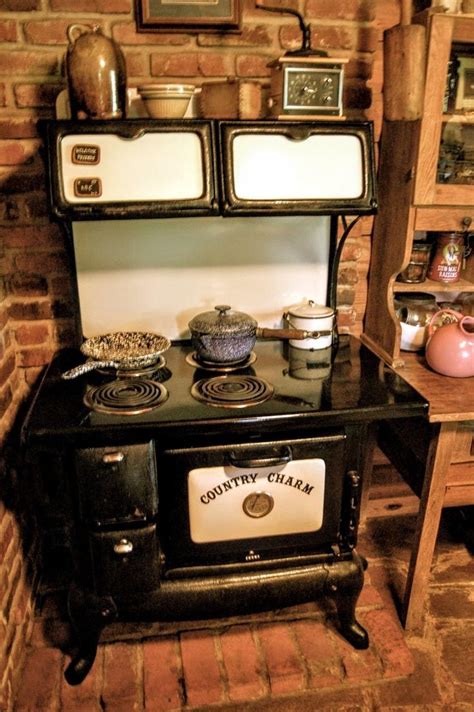 pin  pk    kitchens wood stove cooking  stove vintage stoves