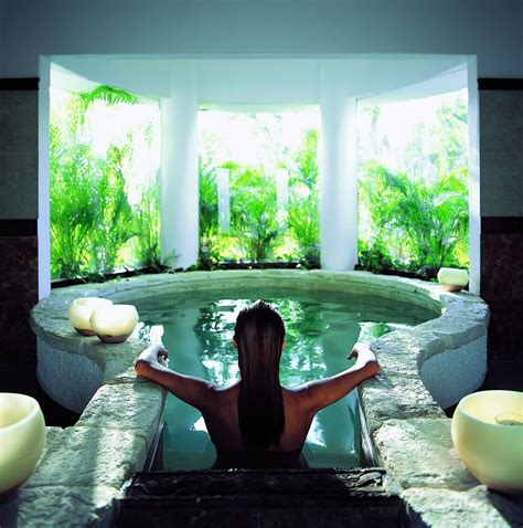 luxurious  unique spa treatments    world page    luxurylaunches