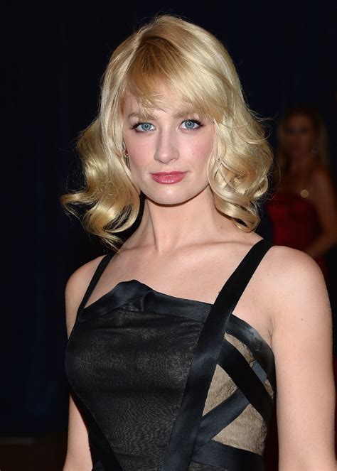 more pics of beth behrs medium wavy cut with bangs 5 of 5 beth behrs lookbook stylebistro