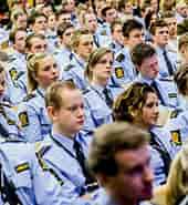 Billedresultat for World Dansk Samfund myndigheder politi. størrelse: 170 x 185. Kilde: framtida.no