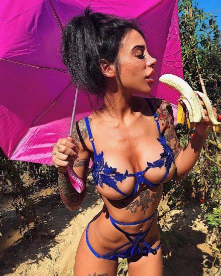alexis mucci nude looks like a sex robot scandal planet