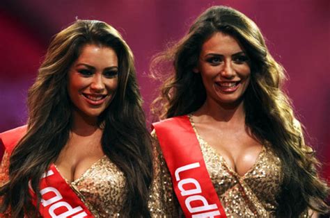 world darts championship walk  girls hottest   gorgeous babes daily star