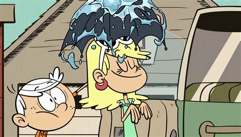Image S1e05a Lincoln Saves Leni Png The Loud House