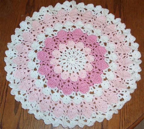 easy crochet doily  beginners good practice  beginners