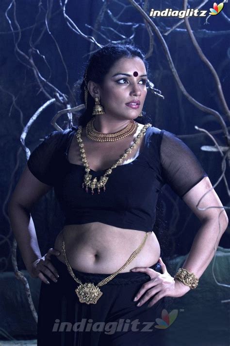 Southindian Actress Gallery Hot Swetha Menon