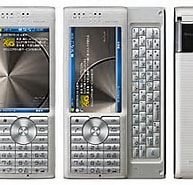 Advanced W-zero3 電源 コネクタ に対する画像結果.サイズ: 193 x 149。ソース: www.itmedia.co.jp