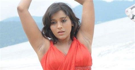 Celeb Saree Sexy Rashmi Gautam Hot Navel And Armpit