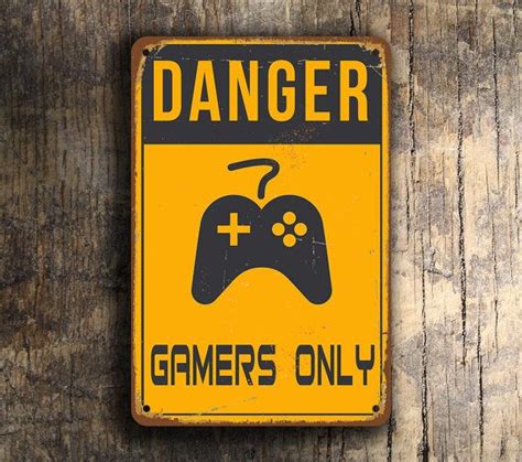 gamers  sign gamers  signs vintage style gamers  gamer