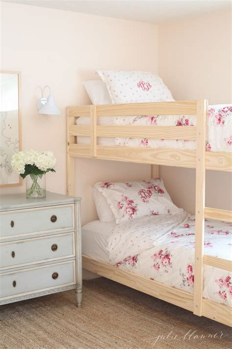 pretty pastel girls bunk bed room decorating ideas