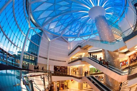ten largest malls  africa listsng