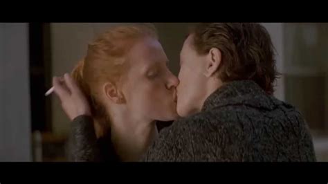 jessica chastain sexy toungue and lesbian kiss scene in