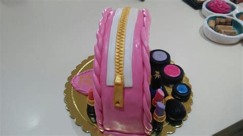 Pink Make Up Bag Birthday Cake For Girls Birthday Cake Girls Girl