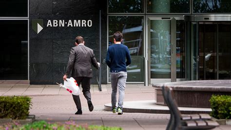 abn amro bankier verdacht van miljoenenfraude rtl nieuws