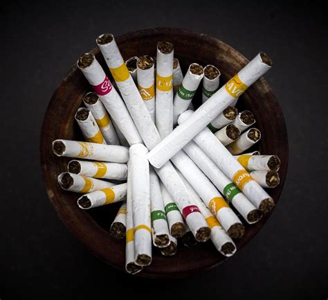 industri rokok bungkus rokok