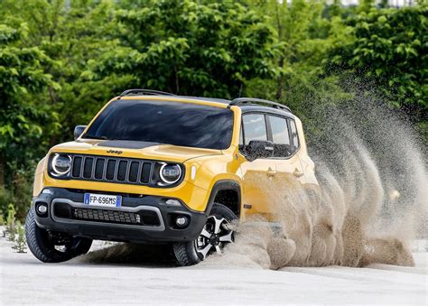 jeep renegade trailhawk revealed  engine options detailed