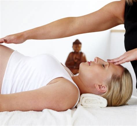 specialist maternity therapies best massage london