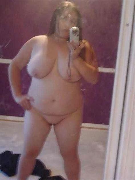 free chubby girls nude selfie