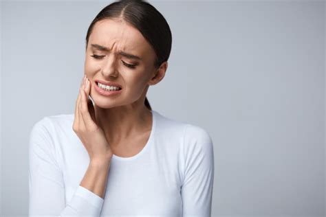 nerve pain  tooth triggers relief  prevention