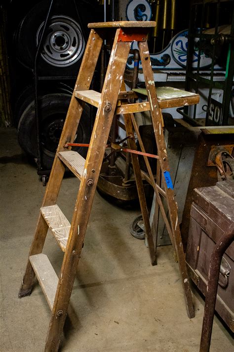 wooden  frame ladder zapprops