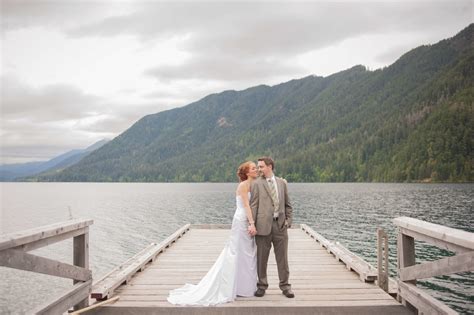 Stunning And Historical Lake Crescent Lodge Wedding Venue