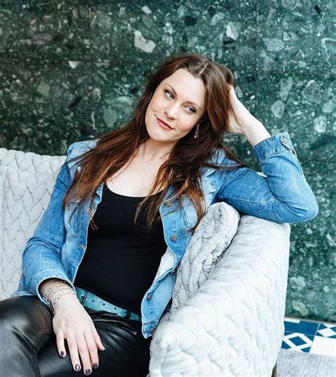 mil  gusta  comentarios floor jansen atfloorjansenofficial en instagram