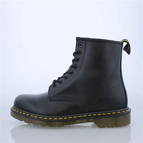 dr martens leather  smooth   black lyst