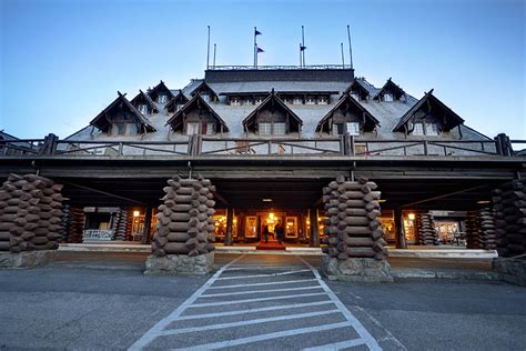 Old Faithful Inn Picture Perfect Memories From An