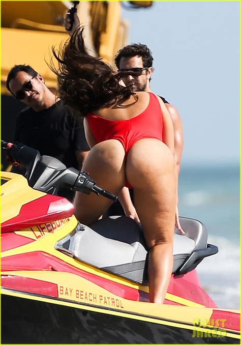 Ashley Graham Gets Cheeky For Baywatch Themed Shoot Photo