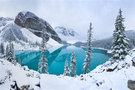 banff lake louise glacius ski travel specialists canada ski resorts