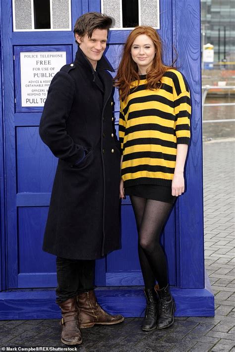 karen gillan admits she has had male co stars stand on boxes so they