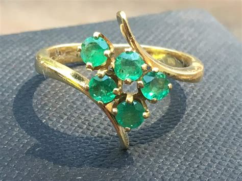 vintage emerald ring  emerald engagement ring vintage columbian