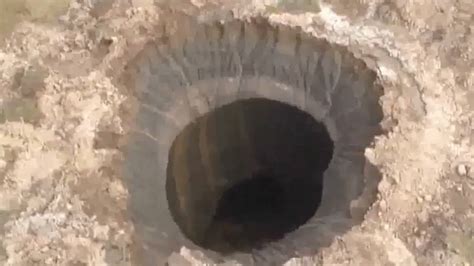 Russian Hole In Ground Explanation What Caused This Huge Siberian