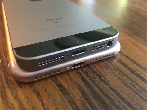 in photos iphone 7 dummy compared to the 6s plus and se