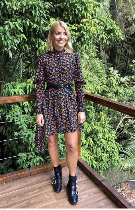 i m a celebrity holly willoughby s jungle fashion and how to steal her