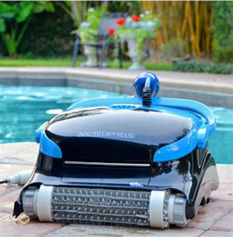 dolphin nautilus cc  automatic robotic pool cleaner review