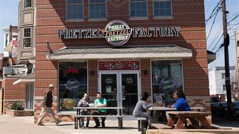 philly pretzel factory opening stores  manhattan  york city