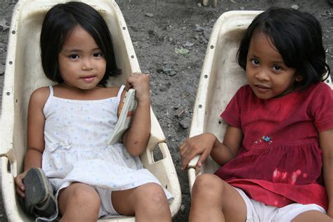 Slum Girls Nude Philippine Angeles City Play Poverty Cebu Philippines