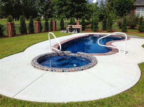 Fiberglass Pool Spa Combination With Paver Coping Stone